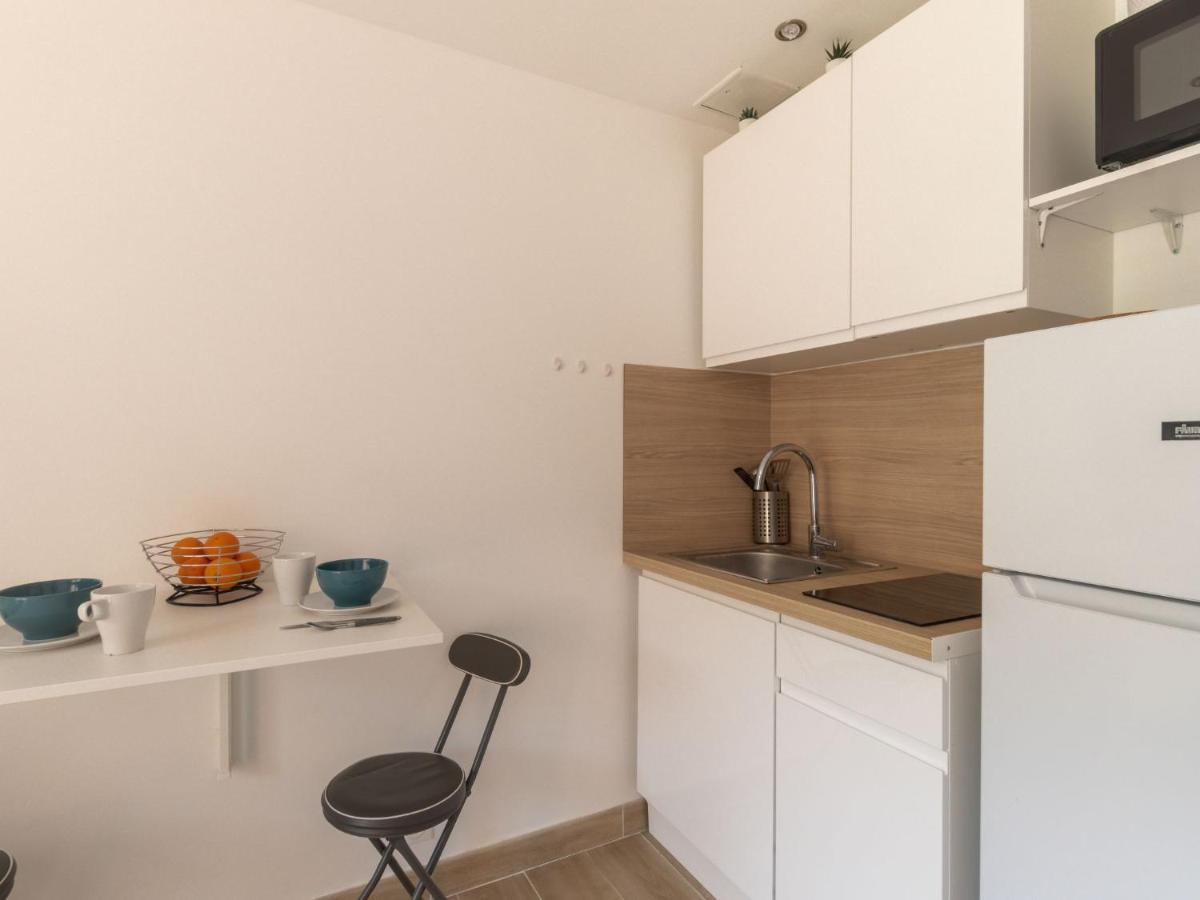 Studio Les Aigues Marines-63 By Interhome Сен-Сир-сюр-Мер Экстерьер фото