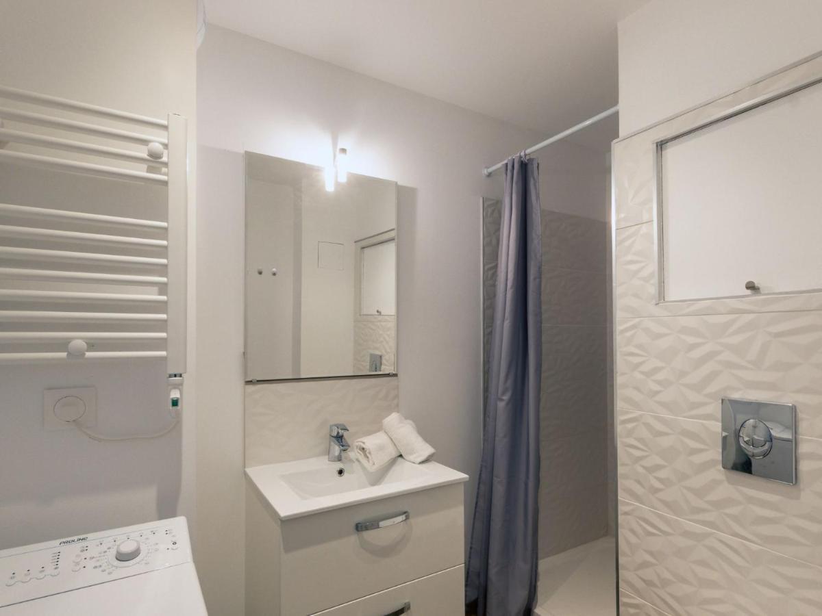 Studio Les Aigues Marines-63 By Interhome Сен-Сир-сюр-Мер Экстерьер фото